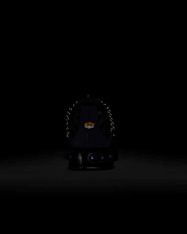 کتونی روزمره کفش مردانه Nike Air Max Plus Utility برند Nike (نایک)