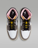 کتونی روزمره کفش مردانه Air Jordan 1 Mid SE برند Nike (نایک)