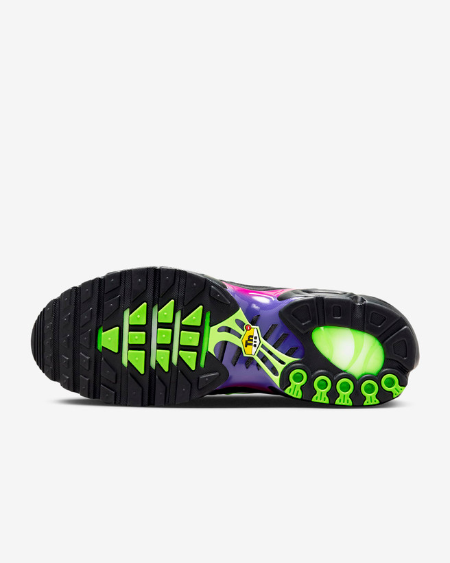 کتونی روزمره کفش مردانه Nike Air Max Plus برند Nike (نایک)