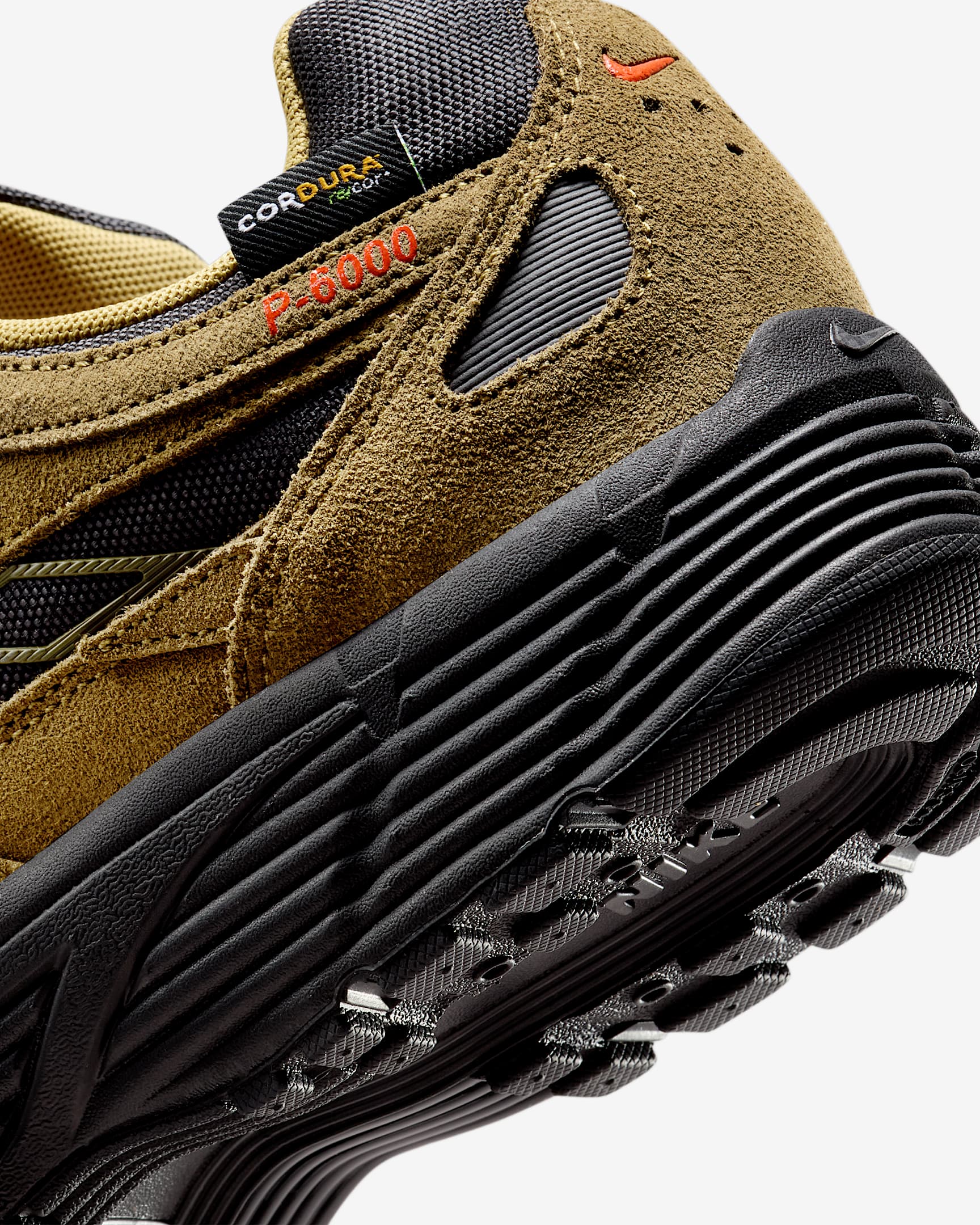 کتونی روزمره کفش مردانه Nike P-6000 Premium CORDURA® برند Nike (نایک)