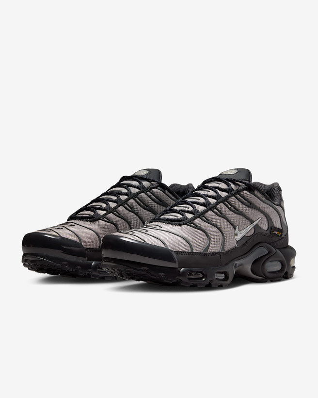 کتونی روزمره کفش مردانه Nike Air Max Plus برند Nike (نایک)