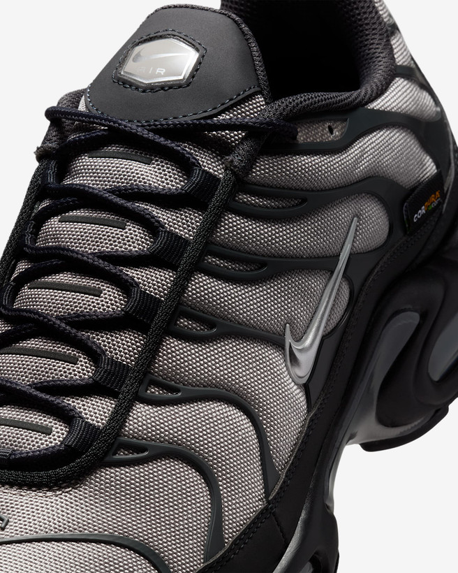 کتونی روزمره کفش مردانه Nike Air Max Plus برند Nike (نایک)