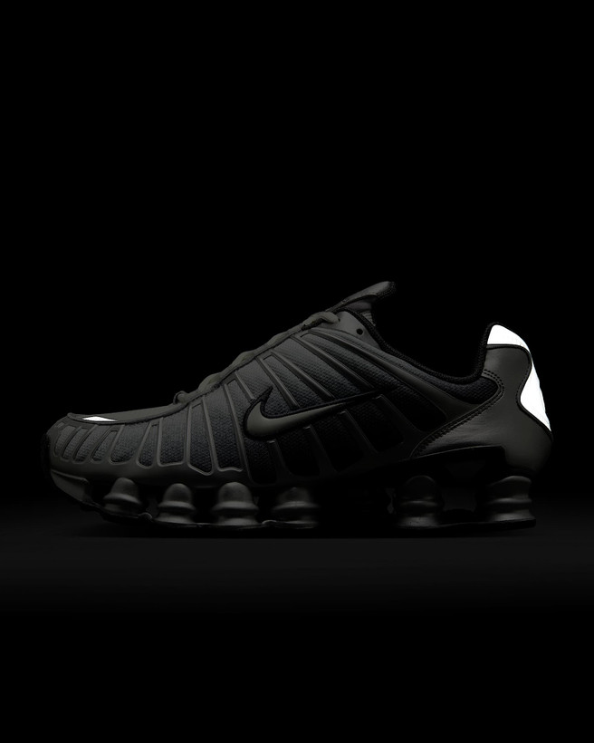 کتونی روزمره کفش مردانه Nike Shox TL برند Nike (نایک)