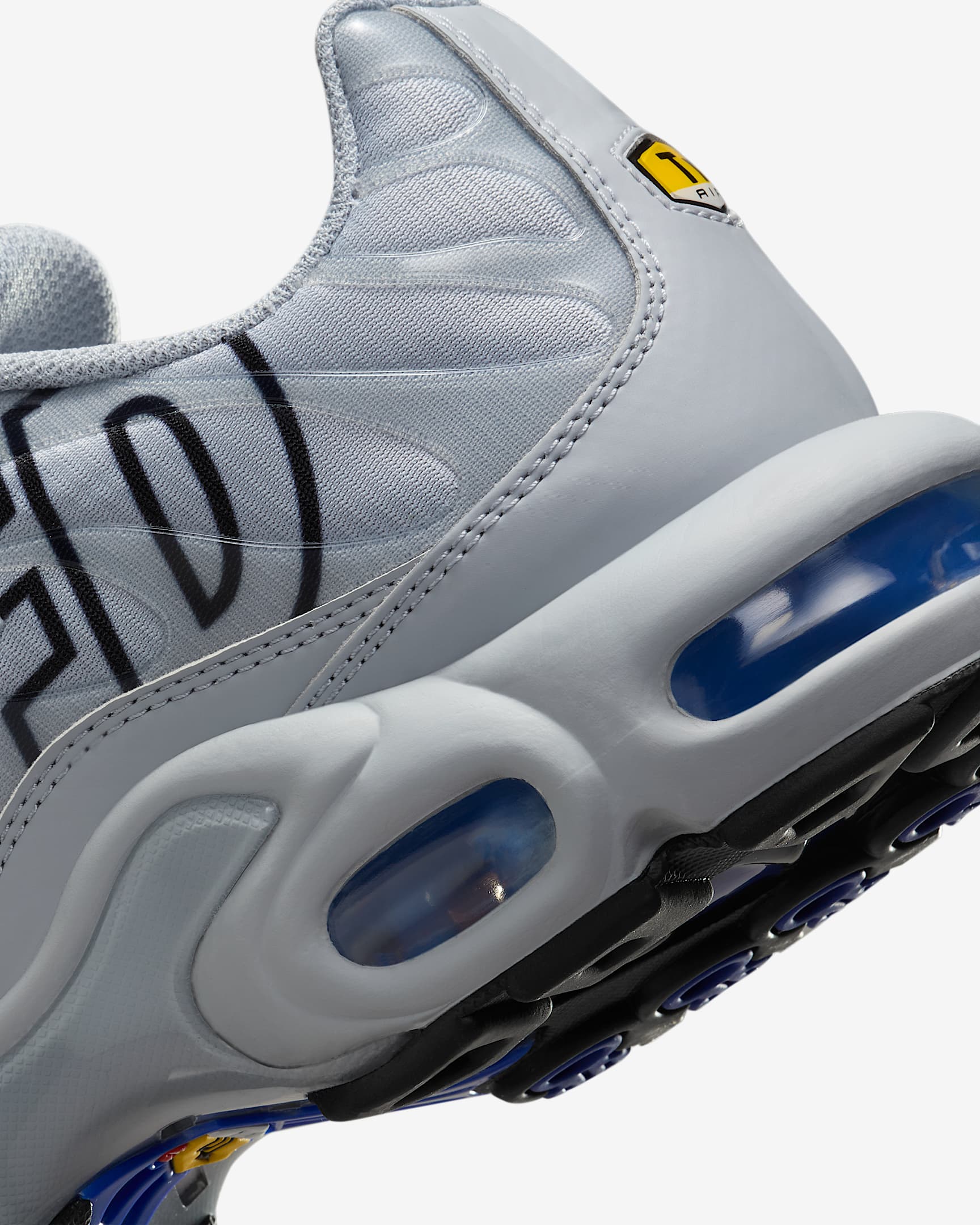 کتونی روزمره کفش مردانه Nike Air Max Plus برند Nike (نایک)