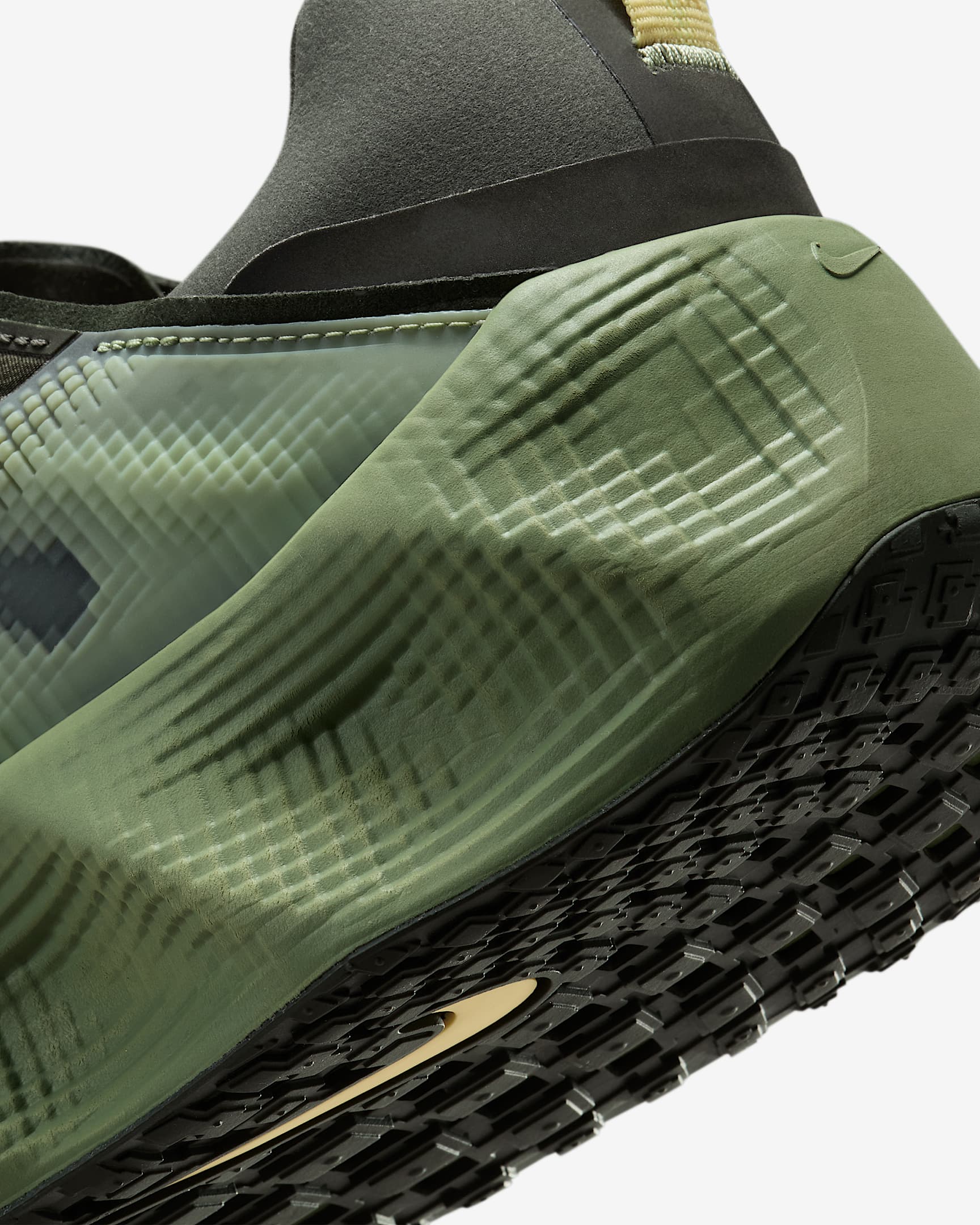 کتونی روزمره کفش مردانه Nike Ava Rover برند Nike (نایک)