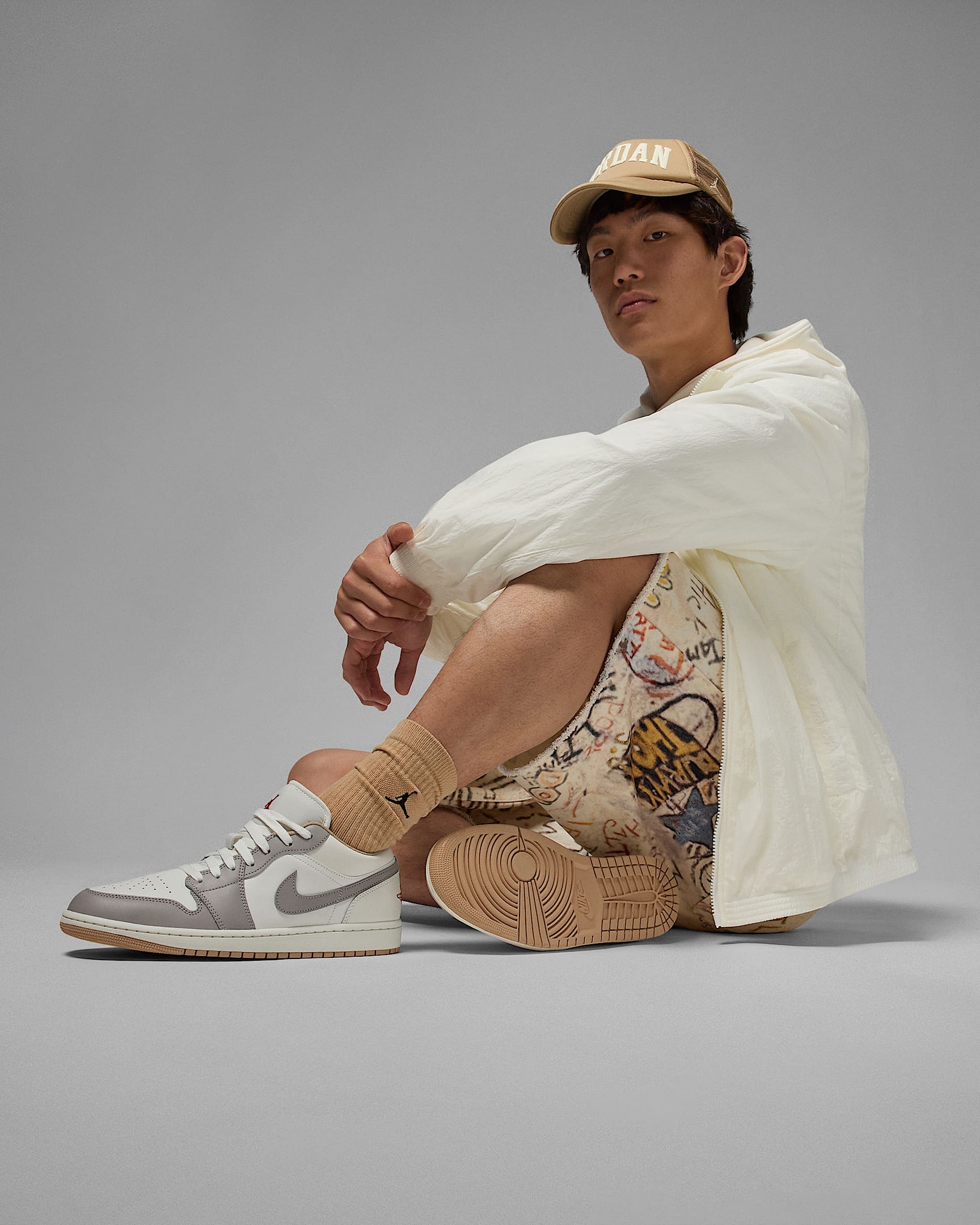 کتونی روزمره کفش مردانه Air Jordan 1 Low برند Nike (نایک)