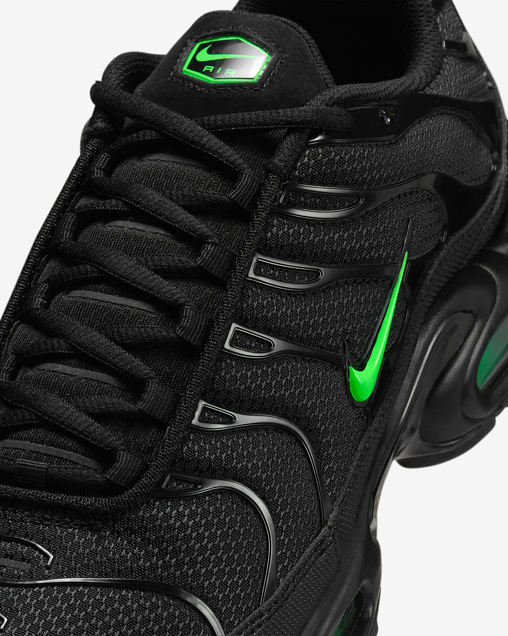 کتونی روزمره کفش مردانه Nike Air Max Plus برند Nike (نایک)