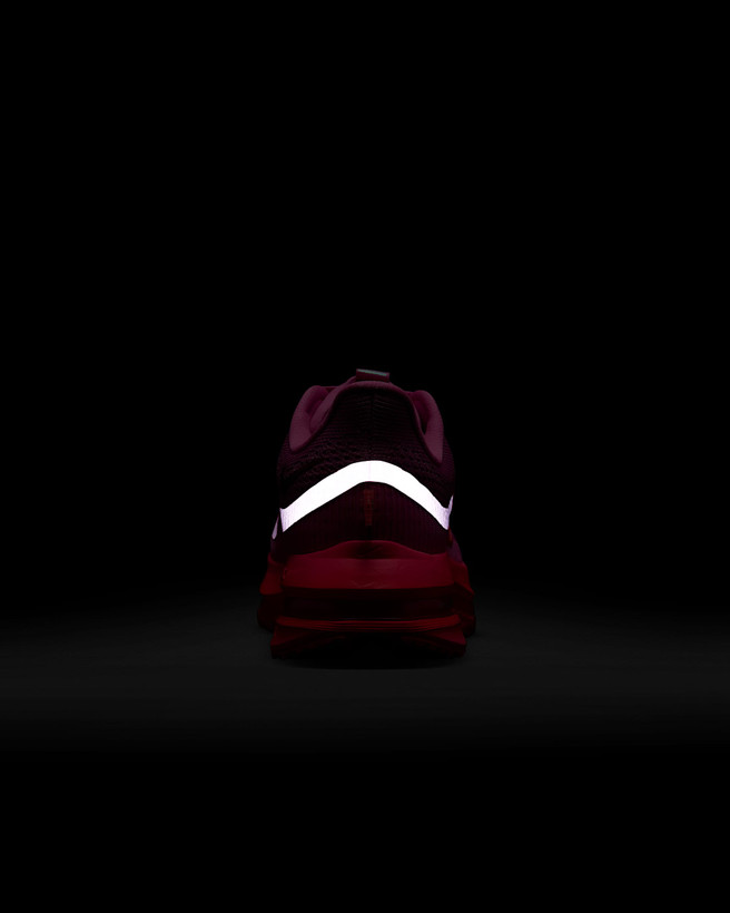 کتونی روزمره کفش مردانه Nike Pegasus Premium برند Nike (نایک)