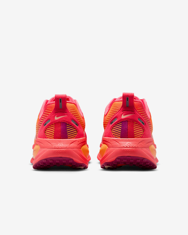 کتونی روزمره کفش مردانه Nike Vomero 18 SE برند Nike (نایک)