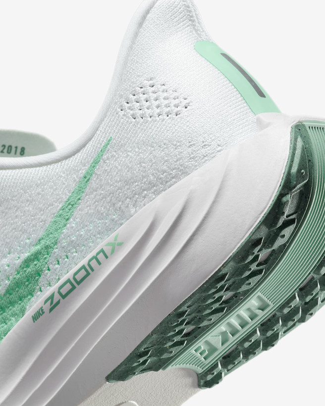 کتونی روزمره کفش مردانه Nike Pegasus Plus برند Nike (نایک)