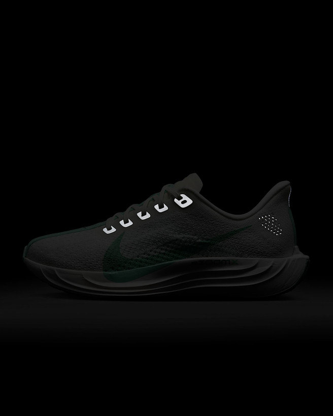 کتونی روزمره کفش مردانه Nike Pegasus Plus برند Nike (نایک)