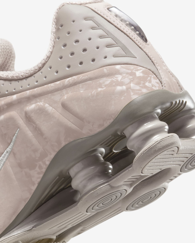کتونی روزمره کفش مردانه Nike Shox R4 برند Nike (نایک)