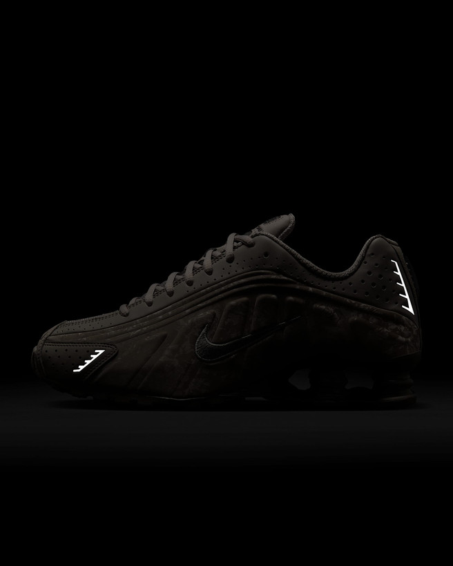 کتونی روزمره کفش مردانه Nike Shox R4 برند Nike (نایک)
