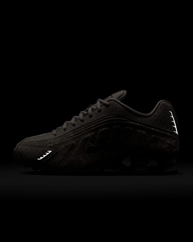 کتونی روزمره کفش مردانه Nike Shox R4 برند Nike (نایک)