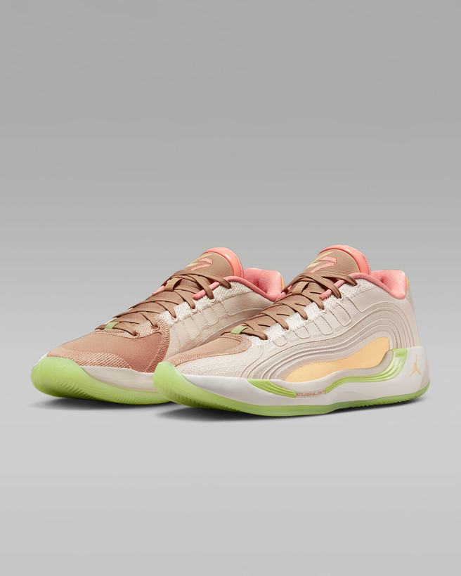 کفش ورزشی کفش مردانه Luka 4 "Light Orewood and Tangerine" برند Nike (نایک)
