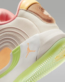 کفش ورزشی کفش مردانه Luka 4 "Light Orewood and Tangerine" برند Nike (نایک)