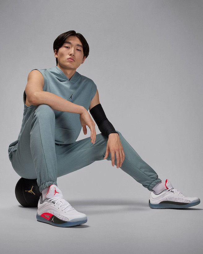 کفش ورزشی کفش مردانه Zion 4 برند Nike (نایک)