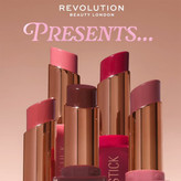 رژ لب مدادی براق Revolution Pout با رنگ Creme Brulee Mauve