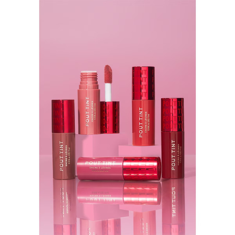 رژ لب مایع Revolution Pout Tint با رنگ صورتی شیرین