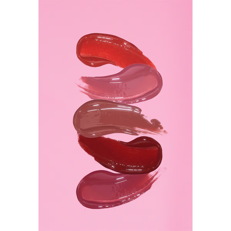 رژ لب مایع Revolution Pout Tint با رنگ مِیو مورد علاقه